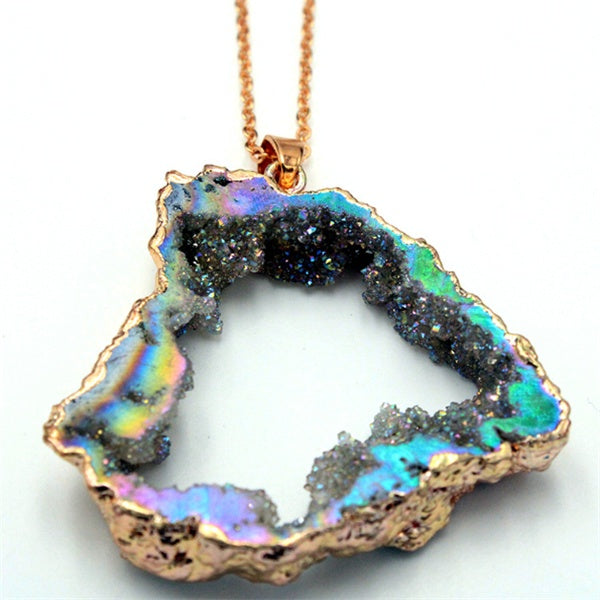 Natural agate crystal hole irregular