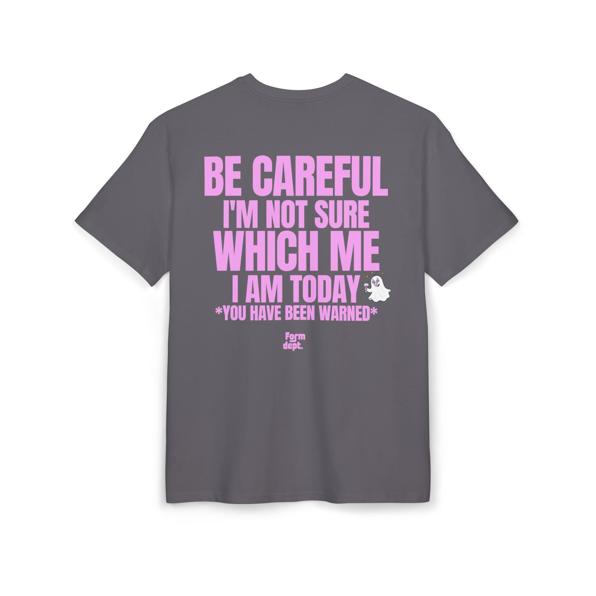 Camiseta oversize unisex «I Need Beer» con estampado rosa – vista 5 – Form Dept.