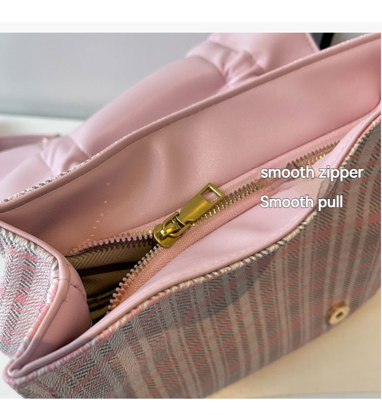 Spring Popular Fashion Bowknot Soft Leather Cute Large Capacity Versatile Commuter Hand-carrying Bag