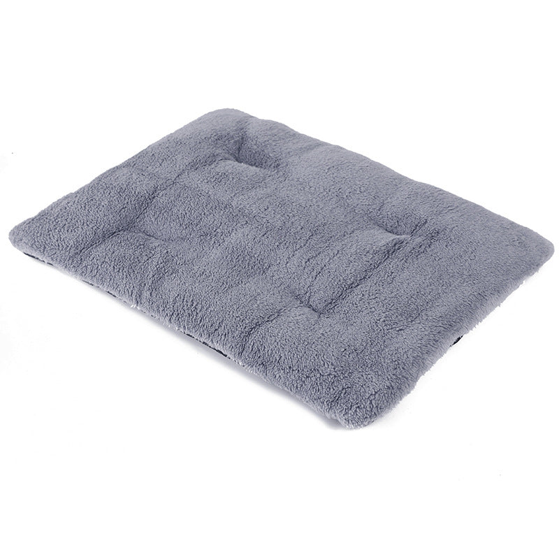 Energy-Free Pet Warmer Pad - Thick Thermal Mat for Dog Houses & Cat Beds, Lavable Non-Slip Heating Mat for All Seasons Use