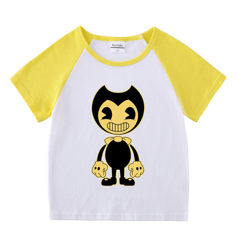 Short sleeved T-shirt for boys and girls with shoulder inserted base