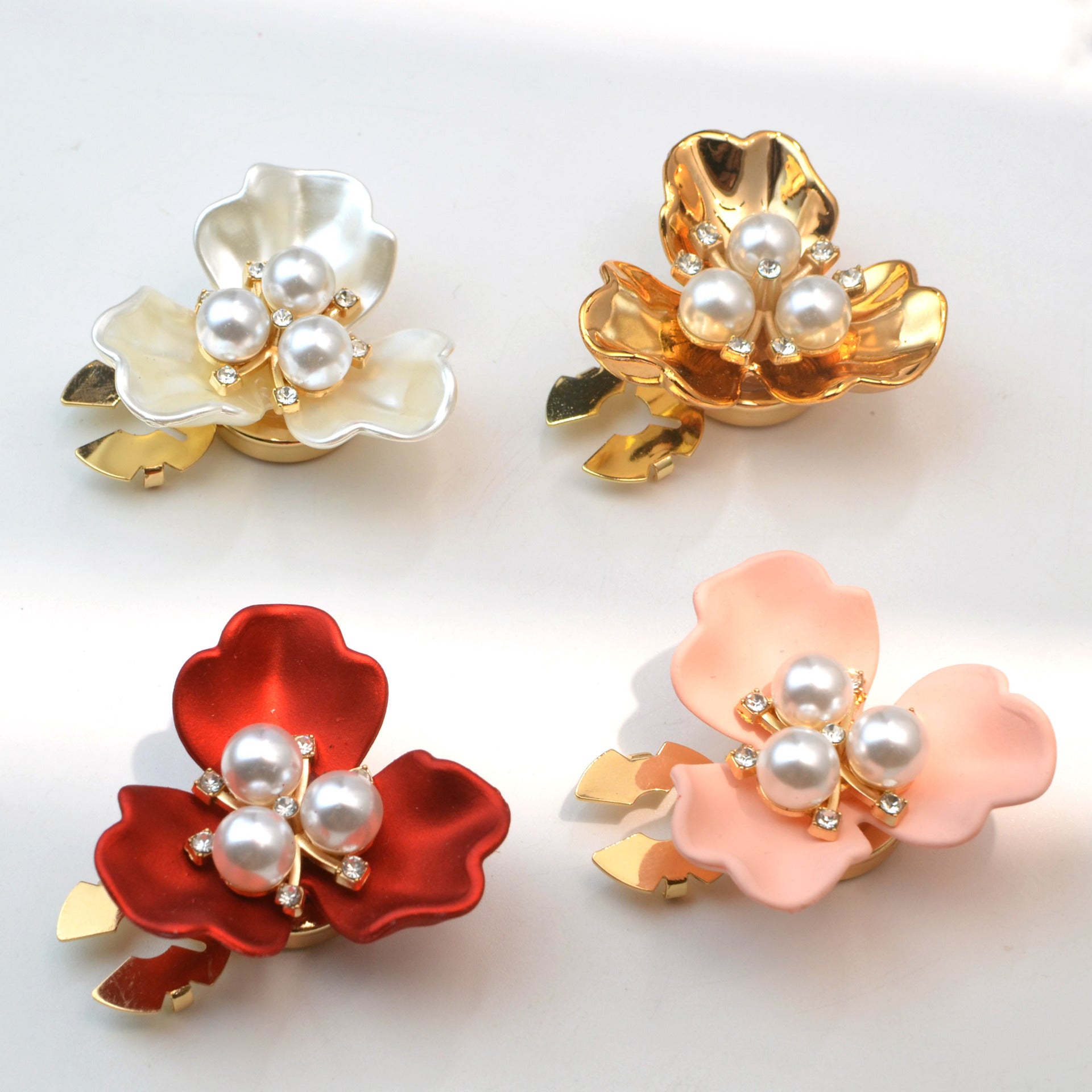 Delicate Pearl Three-flap Printed Shirt Cufflinks