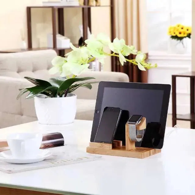 4-Port USB mobile phone charging stand base - Bellarte Enchanté 4-Port USB mobile phone charging stand base