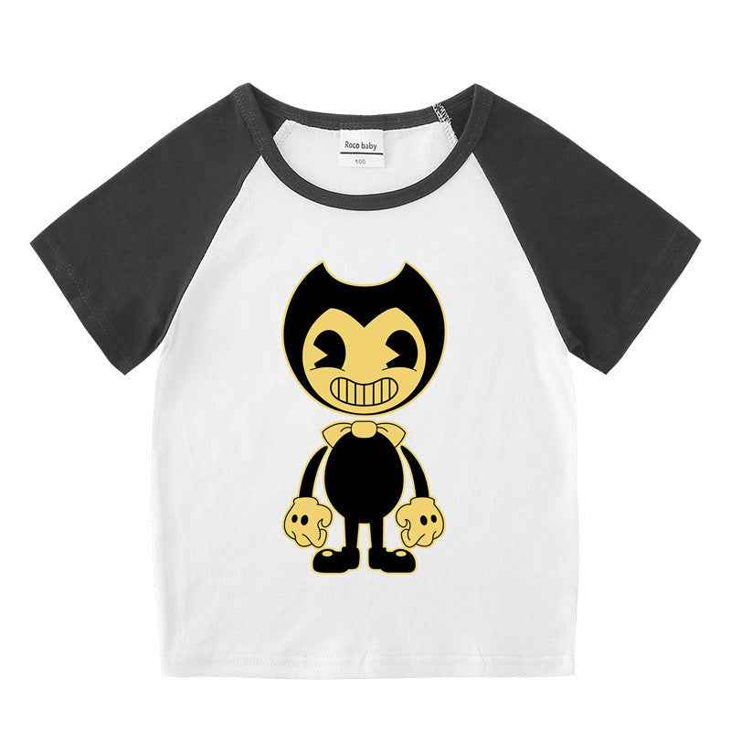 Short sleeved T-shirt for boys and girls with shoulder inserted base