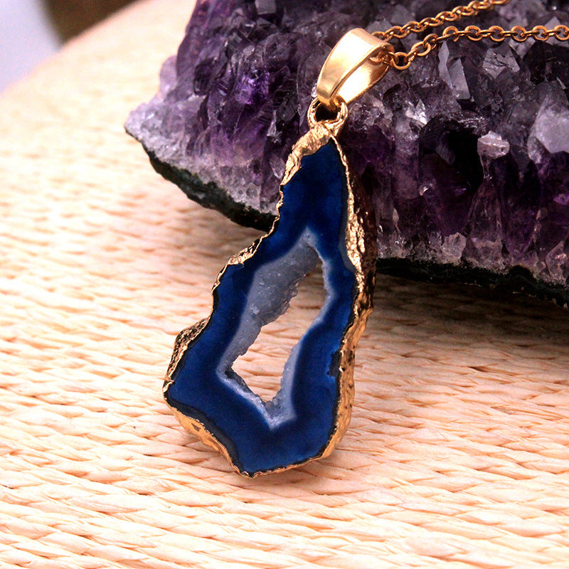 Natural agate crystal hole irregular