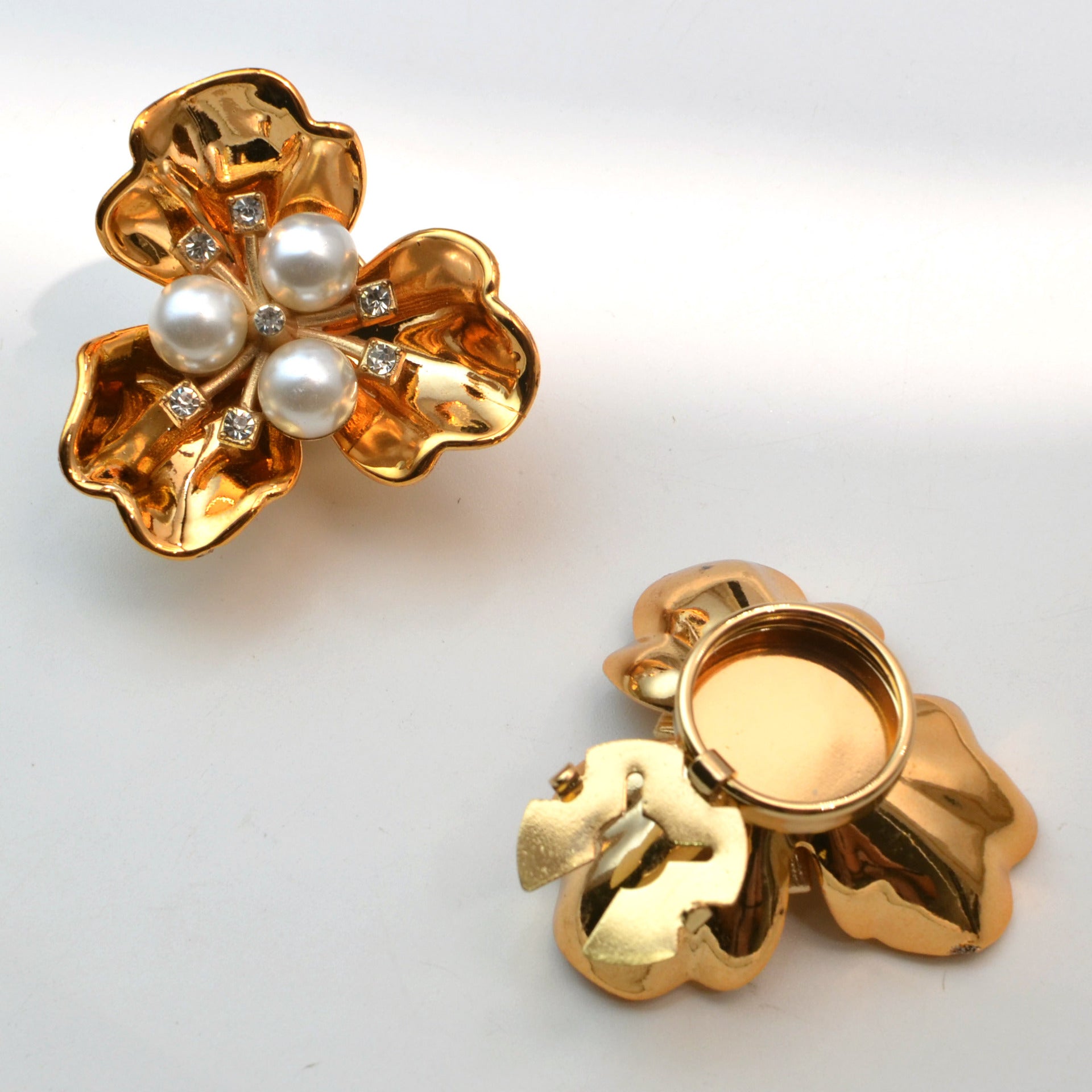 Delicate Pearl Three-flap Printed Shirt Cufflinks