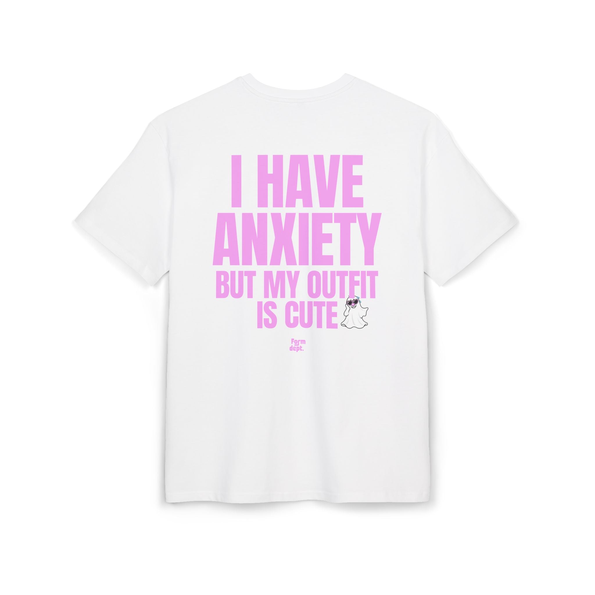 Camiseta oversize unisex «I Have Anxiety But My Outfit Is Cute» con estampado rosa – vista 6 – Form Dept.