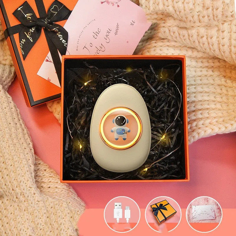 Astronaut Warm Hands Power 2 In 1 - Bellarte Enchanté Astronaut Warm Hands Power 2 In 1