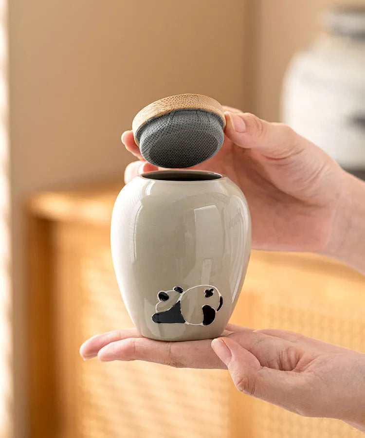 Chinese Retro Panda Ceramic Pot - Bellarte Enchanté Chinese Retro Panda Ceramic Pot
