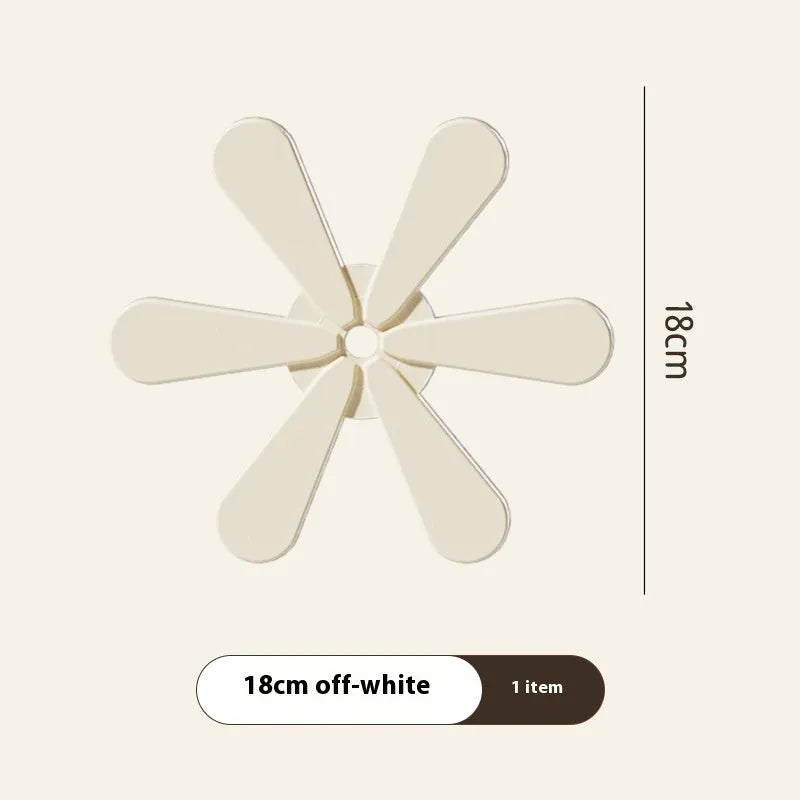 Christmas Tree Silicone High Temperature Resistance Heat Insulation Coaster Kitchen Gadgets - Bellarte Enchanté Christmas Tree Silicone High Temperature Resistance Heat Insulation Coaster Kitchen Gadgets