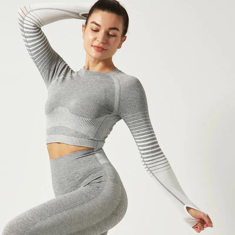 European And American Yoga Top Ladies Long-Sleeved Gradient Color Fitness T-Shirt Plus Size Yoga Wear - Bellarte Enchanté European And American Yoga Top Ladies Long-Sleeved Gradient Color Fitness T-Shirt Plus Size Yoga Wear