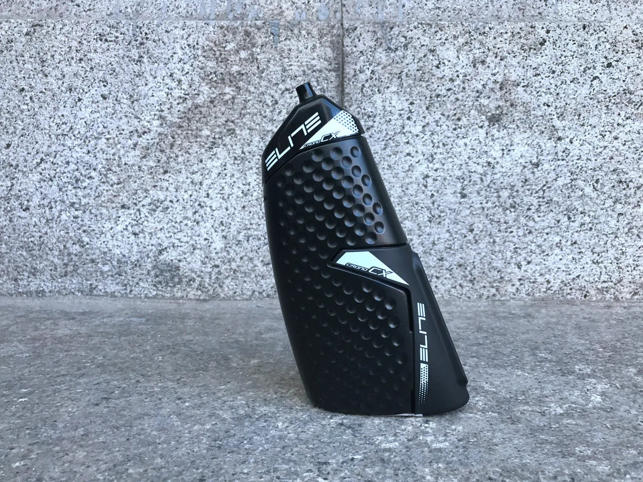 High Glass Fiber Carbon Pneumatic Golf Water Bottle - Bellarte Enchanté High Glass Fiber Carbon Pneumatic Golf Water Bottle