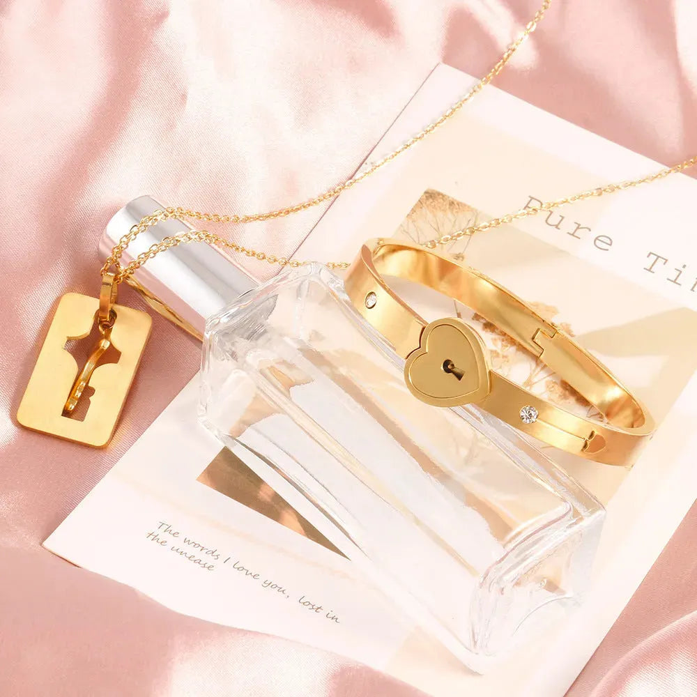 Men And Women Couple Love Lock Alloy Bracelet - Bellarte Enchanté Men And Women Couple Love Lock Alloy Bracelet