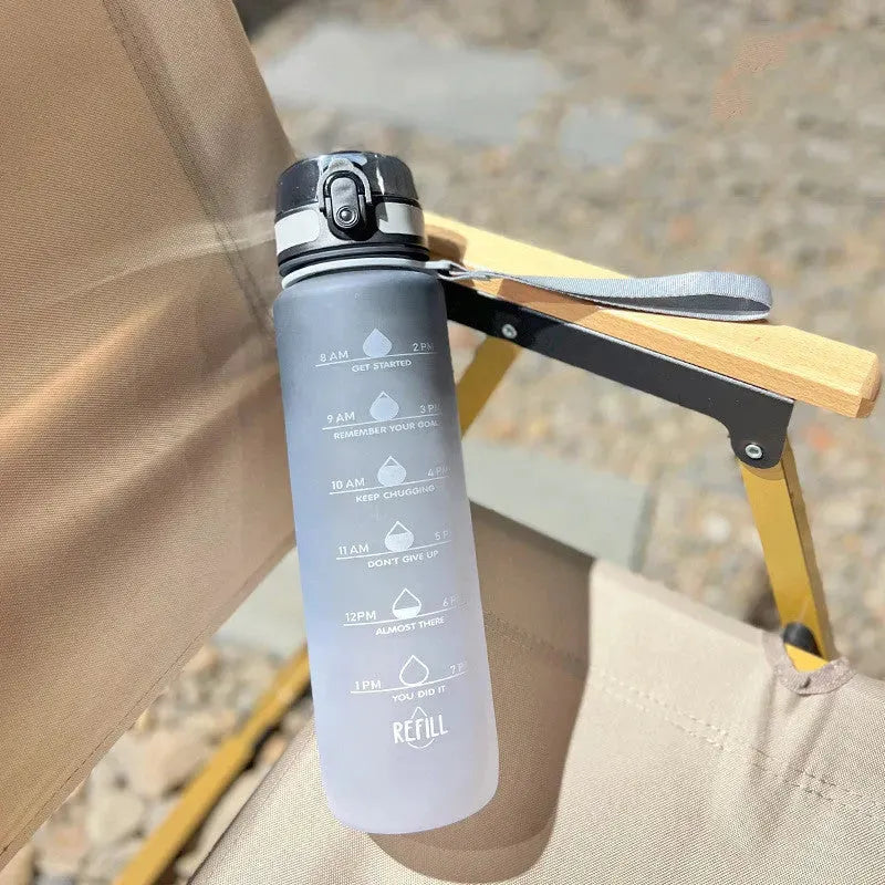 Men And Women Fashion Sports Outdoor Pop-up Cover Portable Plastic Cup - Bellarte Enchanté Men And Women Fashion Sports Outdoor Pop-up Cover Portable Plastic Cup