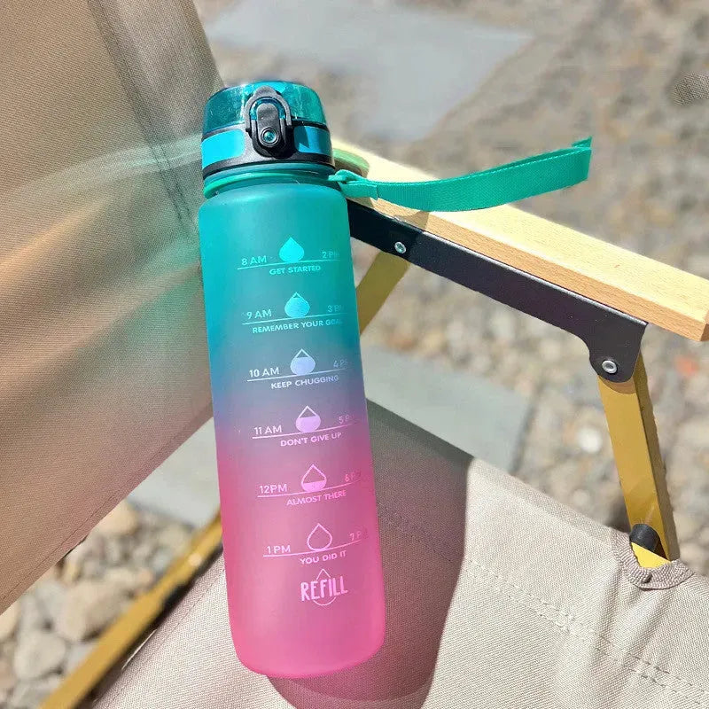 Men And Women Fashion Sports Outdoor Pop-up Cover Portable Plastic Cup - Bellarte Enchanté Men And Women Fashion Sports Outdoor Pop-up Cover Portable Plastic Cup