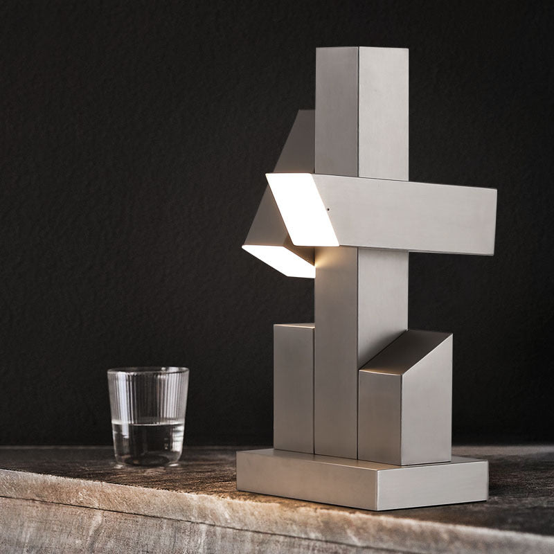 Middle-ancient Bauhaus Metal Atmosphere Table Lamp Decoration - Bellarte Enchanté Middle-ancient Bauhaus Metal Atmosphere Table Lamp Decoration