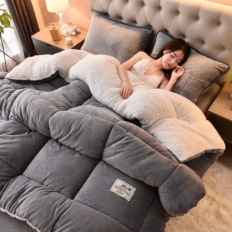Milk Double-sided Velvet Lamb Winter Quilt - Bellarte Enchanté Milk Double-sided Velvet Lamb Winter Quilt
