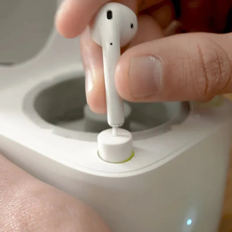 Multi-Function Earphones Cleaner Kit Cardlax Airpods Washer-automatic Cleaning Tool For Airpods - Bellarte Enchanté Multi-Function Earphones Cleaner Kit Cardlax Airpods Washer-automatic Cleaning Tool For Airpods