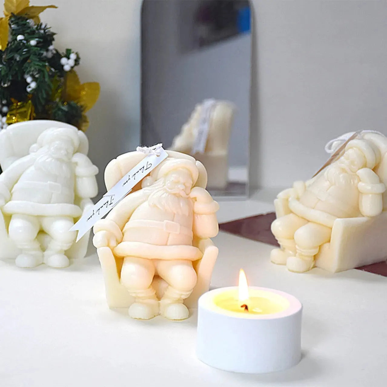Napping Santa Claus Aromatherapy Candle Silicone Mold DIY Christmas Decoration Plaster Soft Mold - Bellarte Enchanté Napping Santa Claus Aromatherapy Candle Silicone Mold DIY Christmas Decoration Plaster Soft Mold