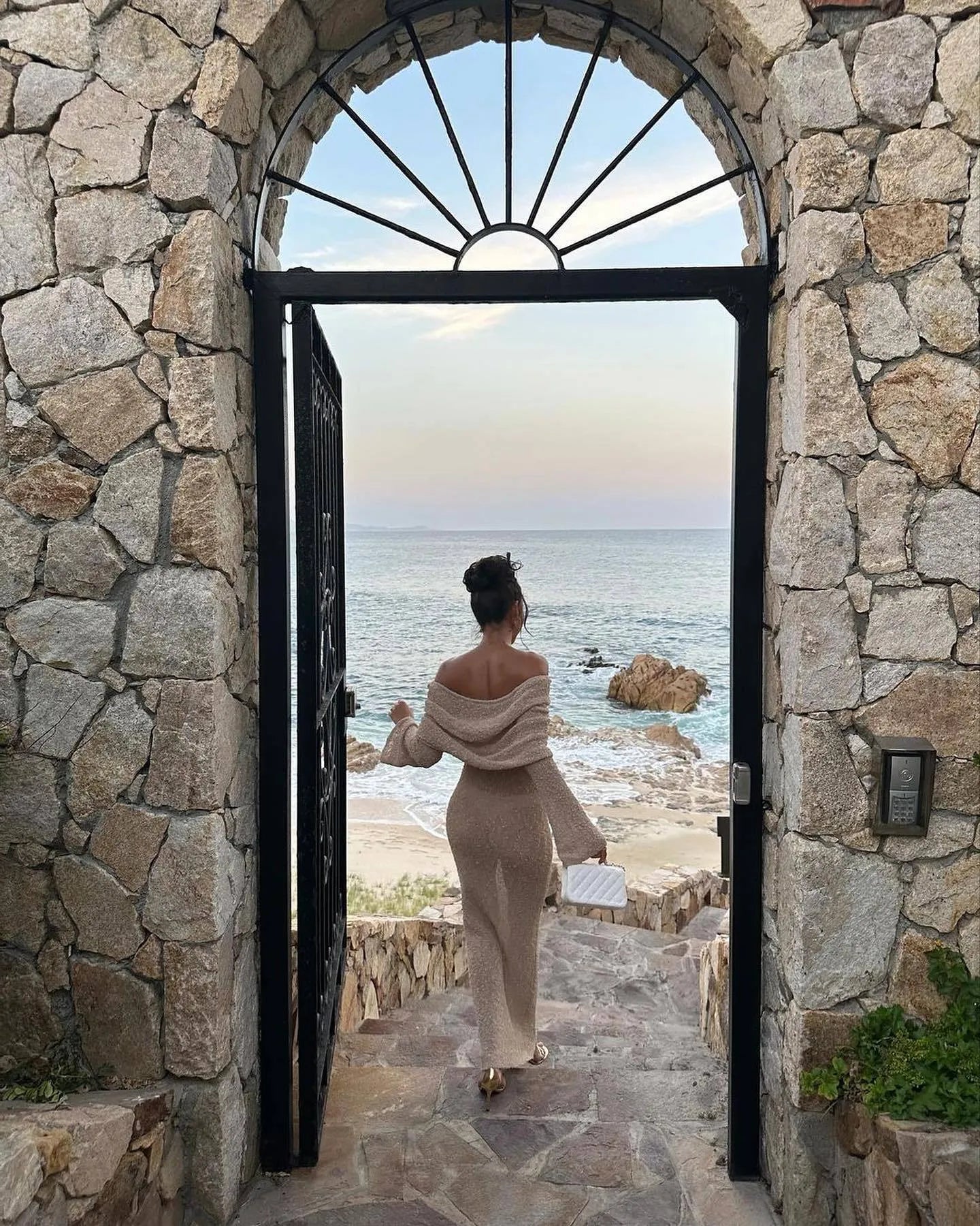 New One-shoulder Knitted Long-sleeved Dress Sexy Beach Holiday Long Dresses Womens Clothing - Bellarte Enchanté New One-shoulder Knitted Long-sleeved Dress Sexy Beach Holiday Long Dresses Womens Clothing