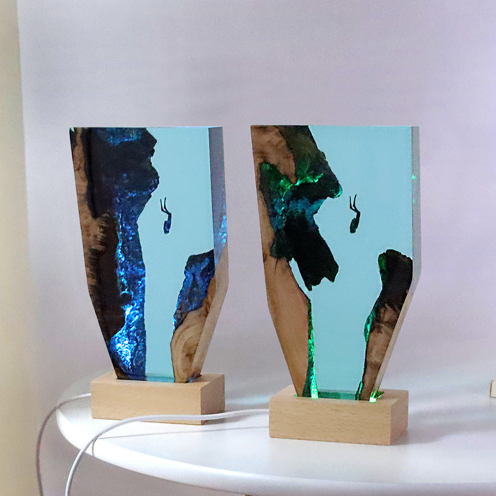 Ocean Cave Diver Tabletop Decoration - Bellarte Enchanté Ocean Cave Diver Tabletop Decoration