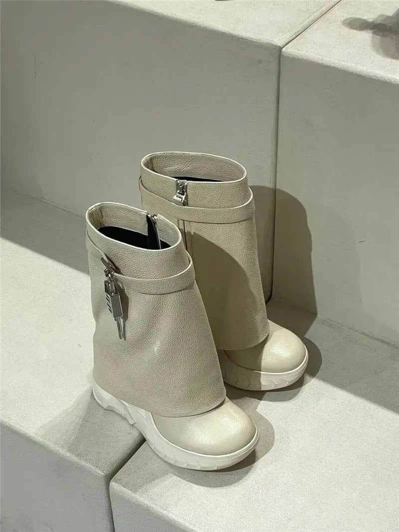 Oversized Women's Plush Mid Length Boots - Bellarte Enchanté Oversized Women's Plush Mid Length Boots