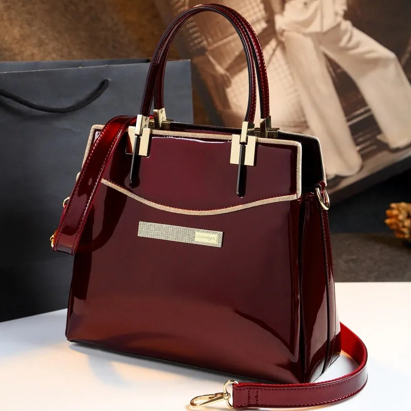 Patent Leather Women's Fashion Portable Leather Shoulder Messenger Bag - Bellarte Enchanté Patent Leather Women's Fashion Portable Leather Shoulder Messenger Bag