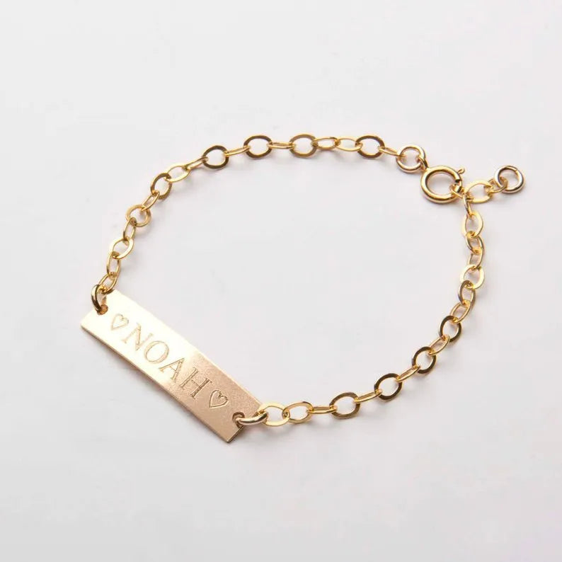 Personalized lettering children bracelet - Bellarte Enchanté Personalized lettering children bracelet