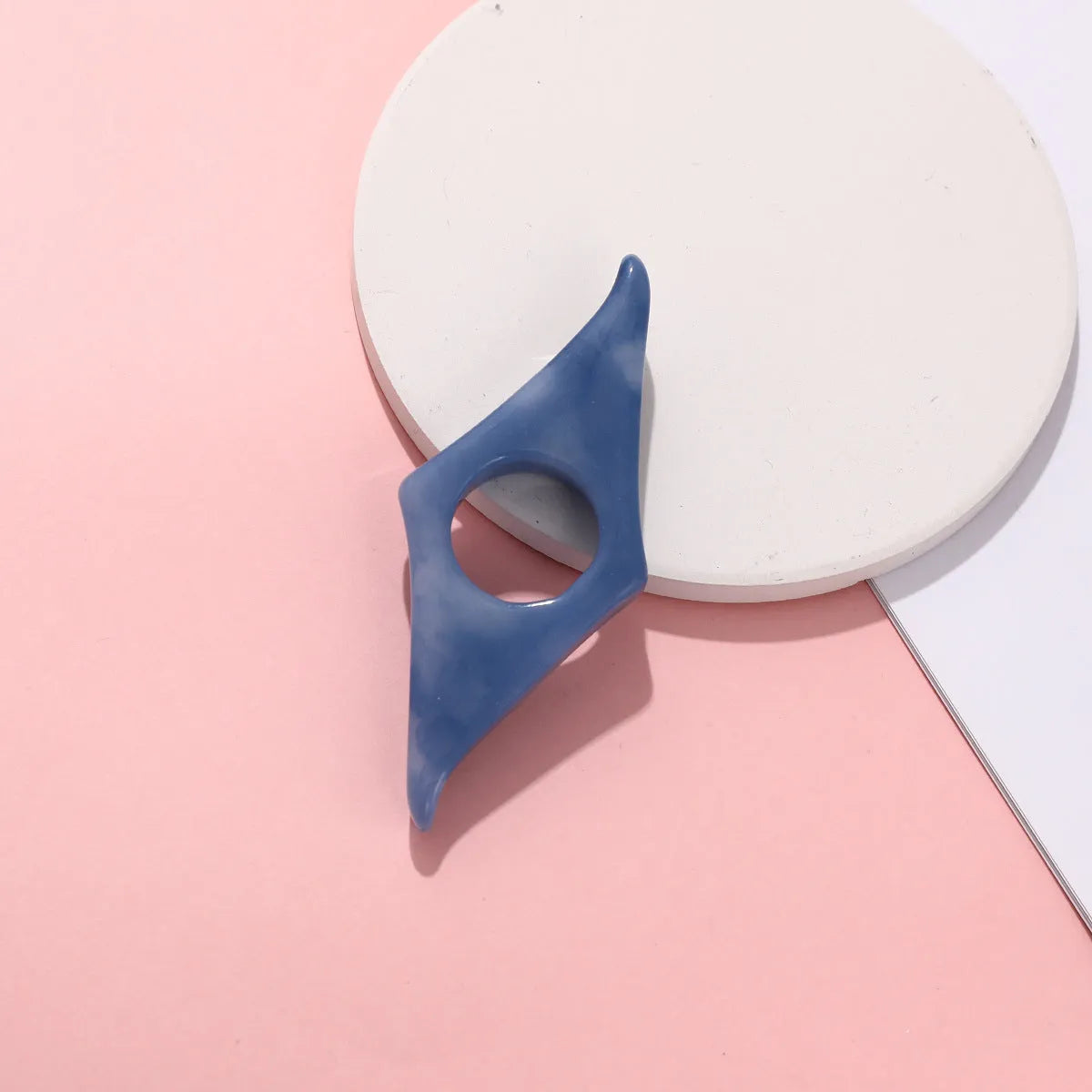 Resin Bookmark Stand Reading Aid - Bellarte Enchanté Resin Bookmark Stand Reading Aid