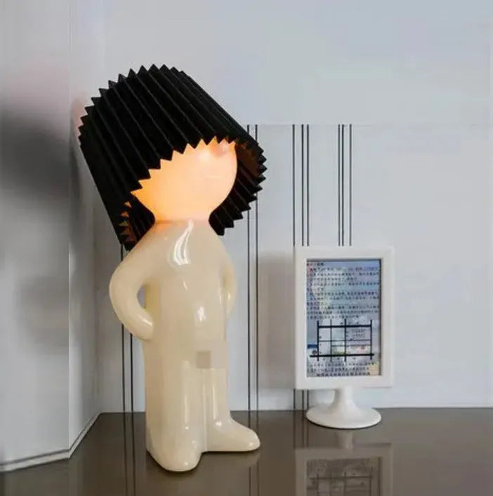 Shy little boy reading lamp - Bellarte Enchanté Shy little boy reading lamp
