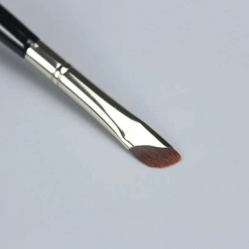 Single Flat Head Oblique Angle Eye Beauty Brush - Bellarte Enchanté Single Flat Head Oblique Angle Eye Beauty Brush