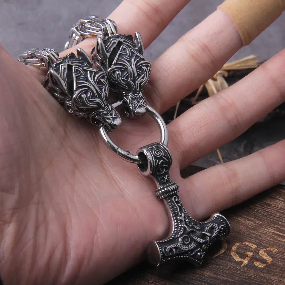 Vintage Men's Necklace Irish Wolf Head - Bellarte Enchanté Vintage Men's Necklace Irish Wolf Head