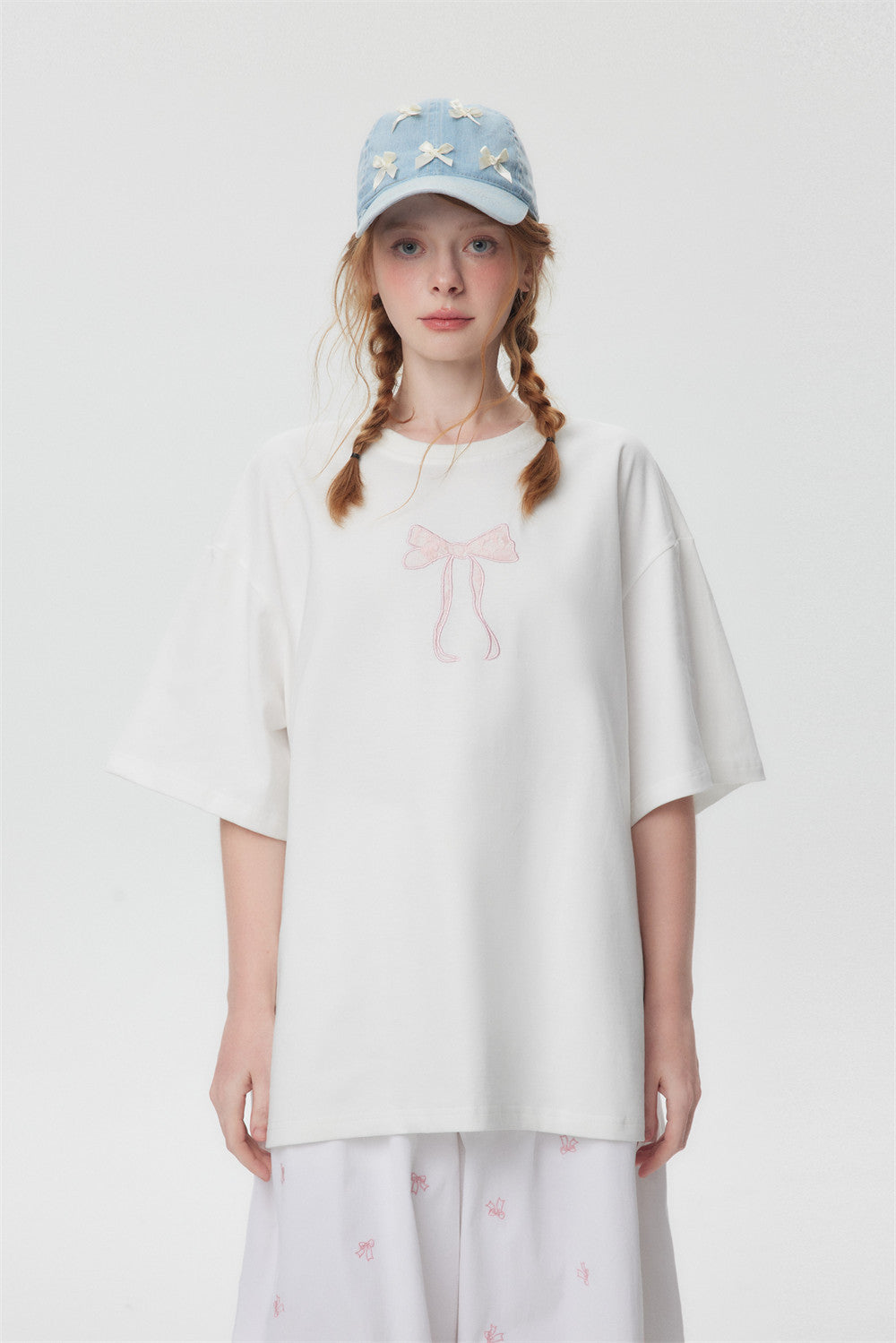 Women's Bow Embroidered Short-sleeved T-shirt - Bellarte Enchanté Women's Bow Embroidered Short-sleeved T-shirt